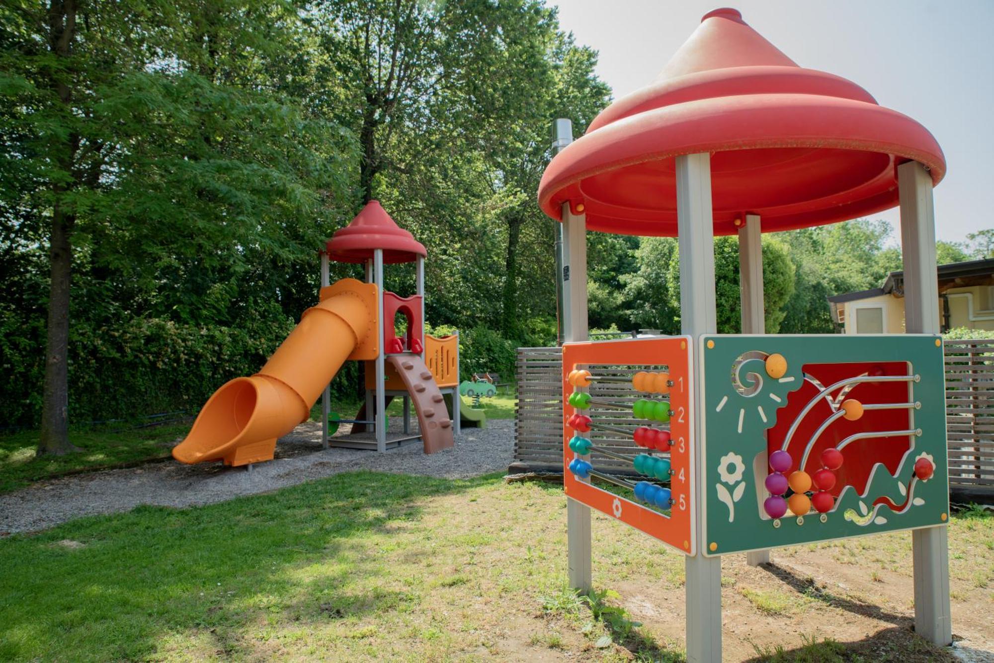 Camping Baia Verde Manerba del Garda Esterno foto