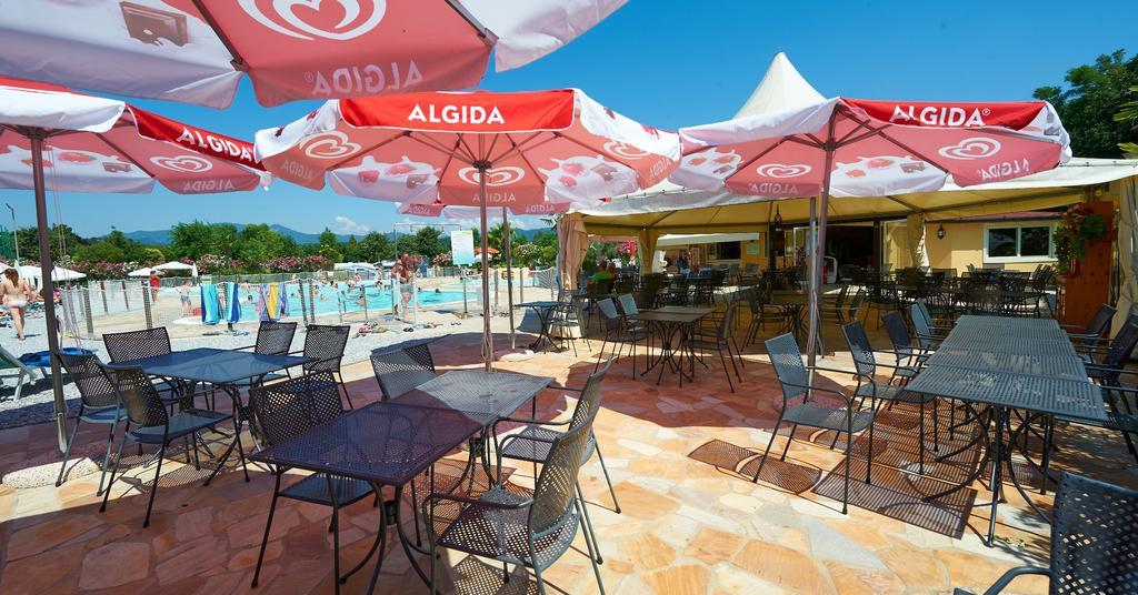 Camping Baia Verde Manerba del Garda Esterno foto