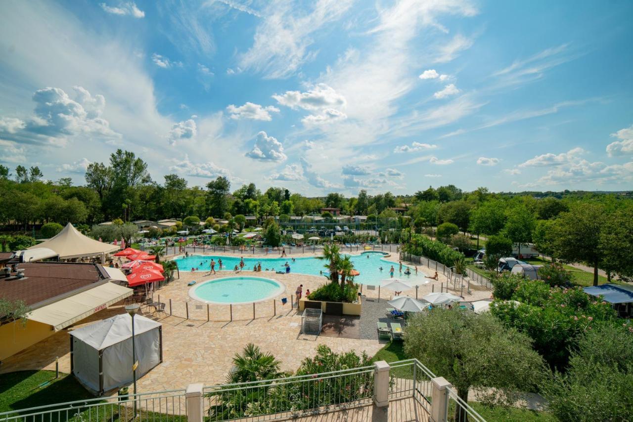 Camping Baia Verde Manerba del Garda Esterno foto