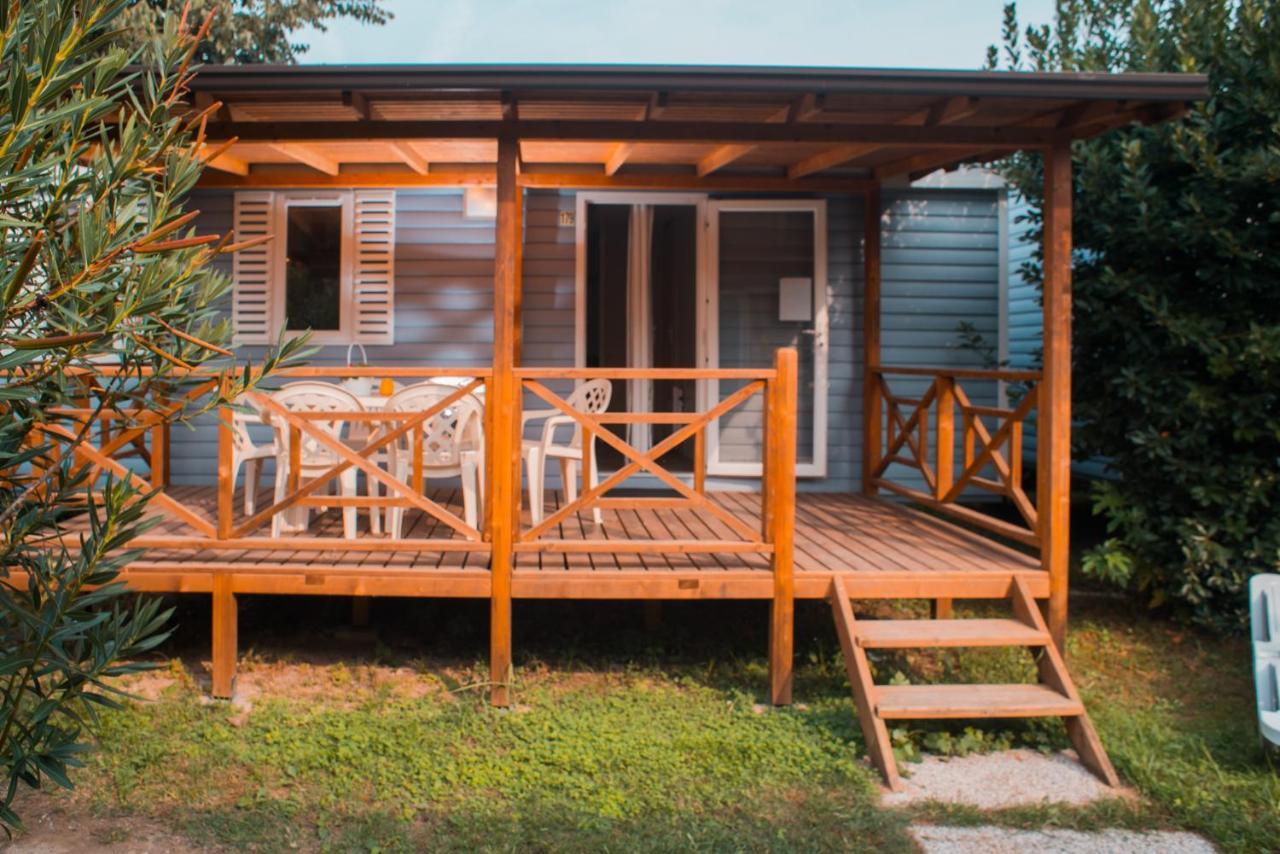 Camping Baia Verde Manerba del Garda Esterno foto