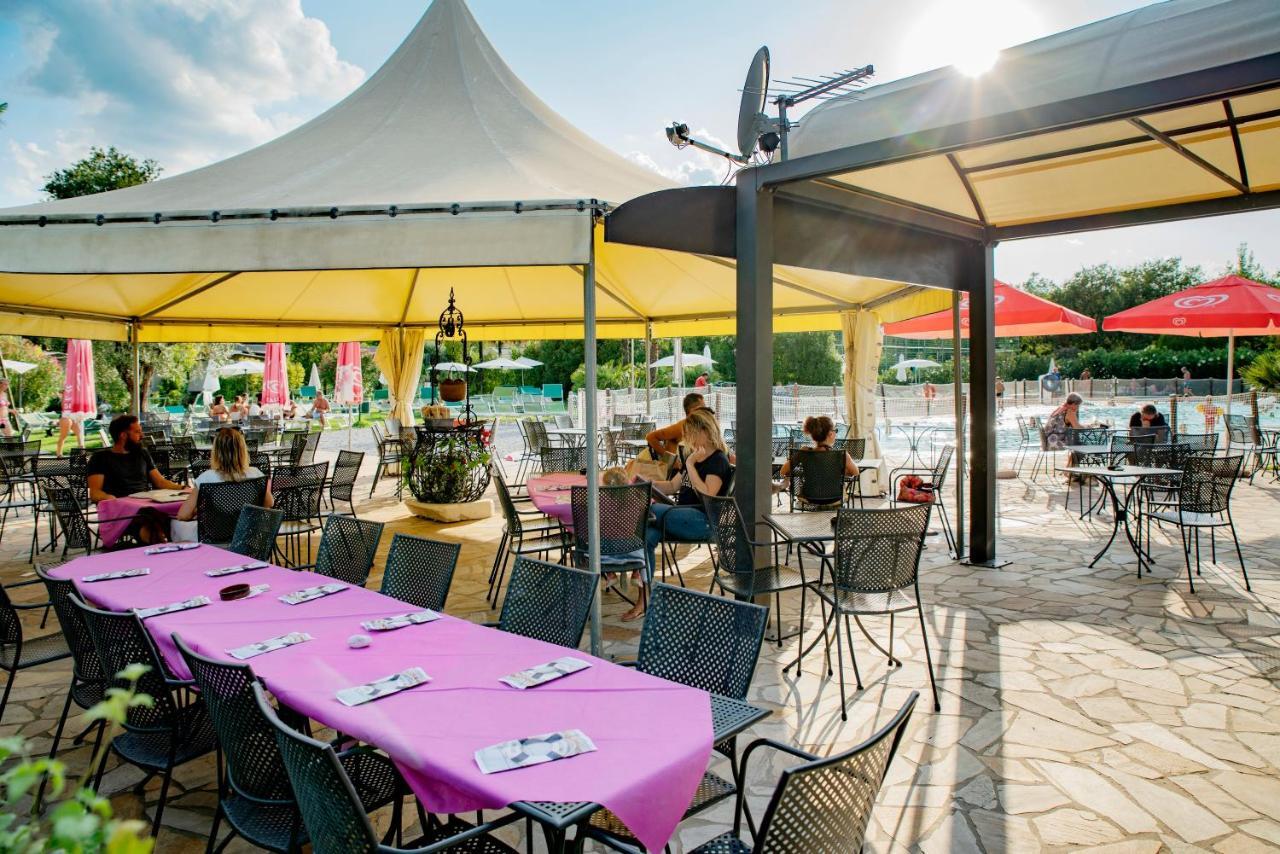 Camping Baia Verde Manerba del Garda Esterno foto
